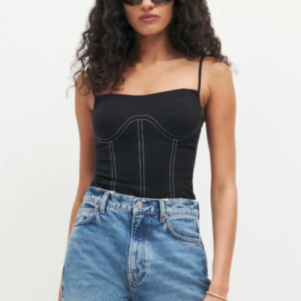 NWT Reformation Kary Knit Top Sz2 Black Noir Stretch Causal - Picture 3 of 7